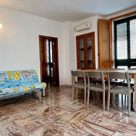 Holiday home A Casa Di Peppe *